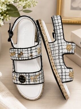 *New* Karl Lagerfeld Charlay Ankle Strap Tweed W/ Charms Sandals
